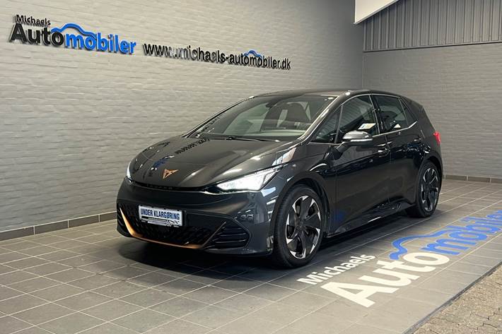 Grå Cupra Born fra 2023