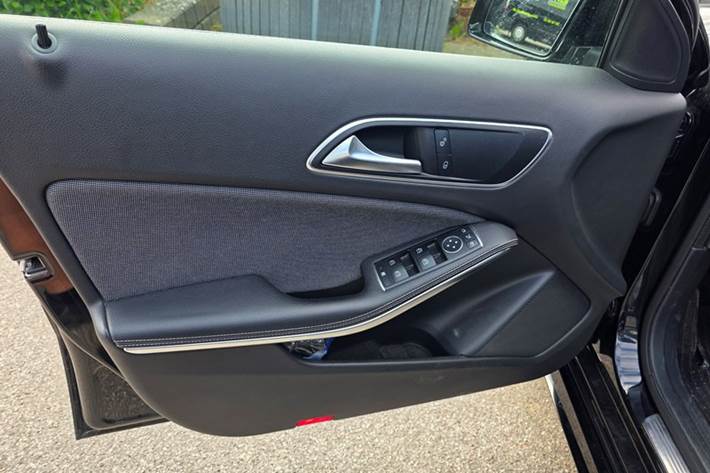 undefined Mercedes A200 fra 2017