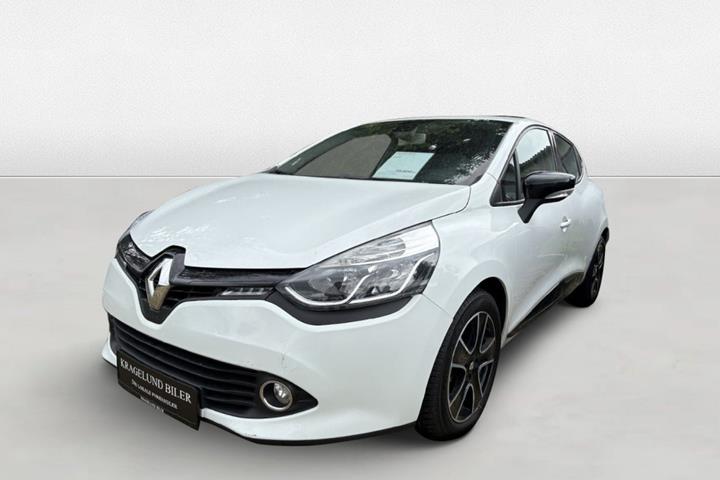 Grøn Renault Clio IV fra 2013 set udefra