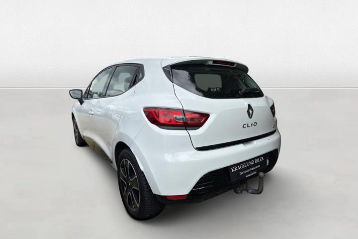 Grøn Renault Clio IV fra 2013