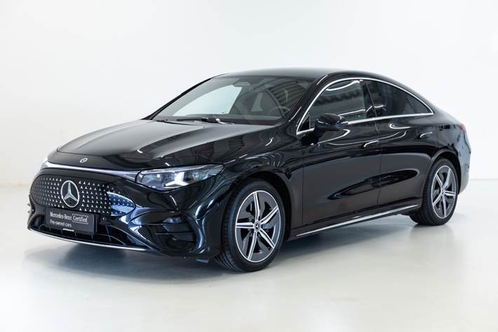 Sort Mercedes CLA250+ fra 2025 set udefra