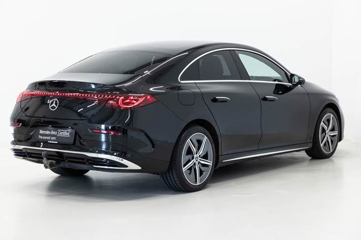 Sort Mercedes CLA250+ fra 2025