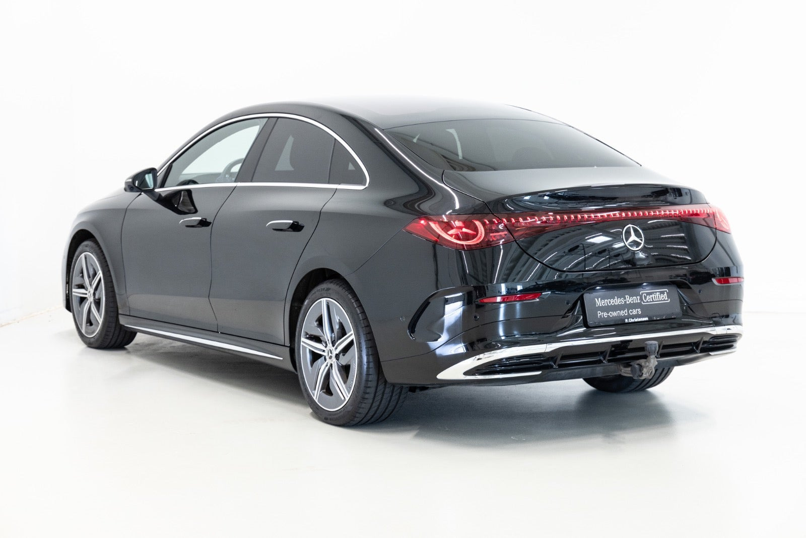 Sort Mercedes CLA250+ fra 2025