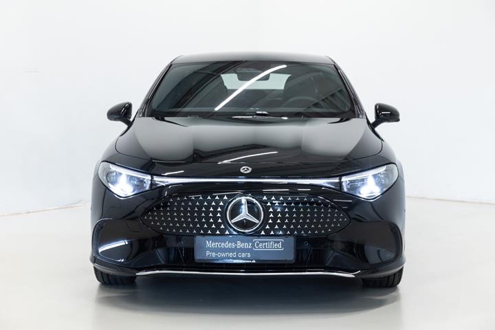Sort Mercedes CLA250+ fra 2025