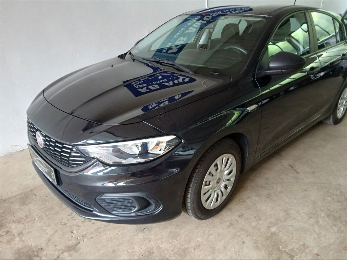 Fiat Tipo 1.4 FIRE Manual, 6-trins, 95ps, 2017
