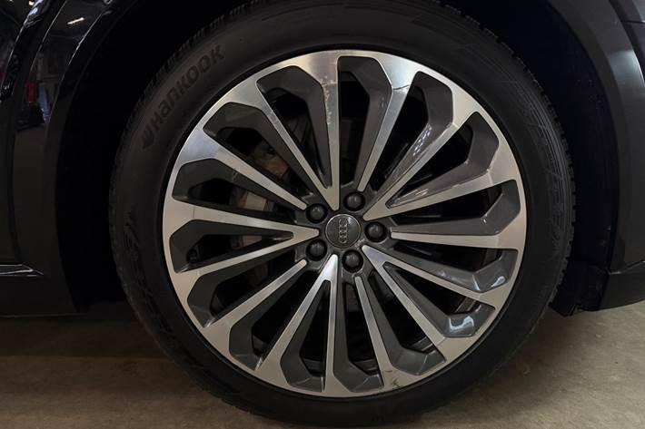Sort Audi e-tron fra 2019