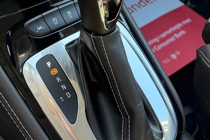 undefined Opel Astra fra 2017