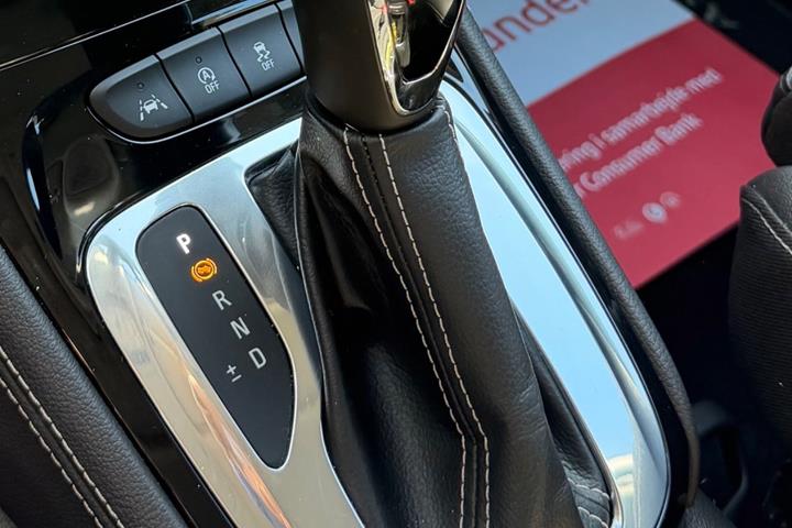 undefined Opel Astra fra 2017