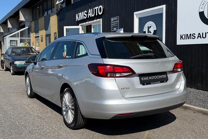 undefined Opel Astra fra 2017