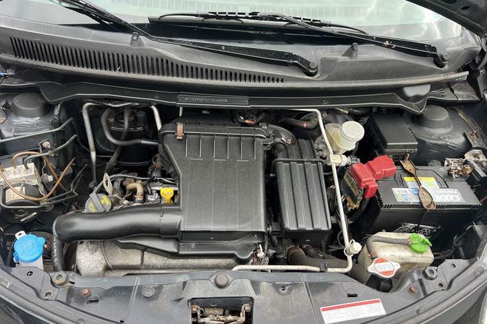 Sort Suzuki Alto fra 2010