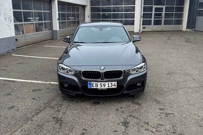 undefined BMW 320i fra 2019