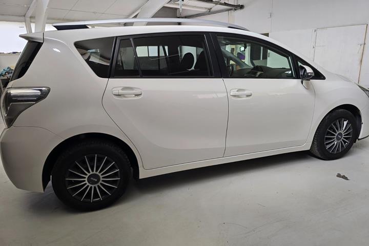 undefined Toyota Sportsvan fra 2014