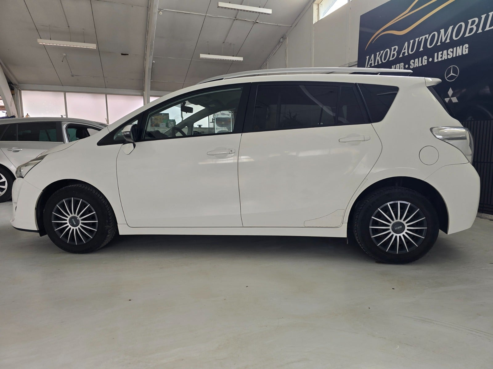 undefined Toyota Sportsvan fra 2014