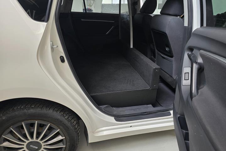 undefined Toyota Sportsvan fra 2014