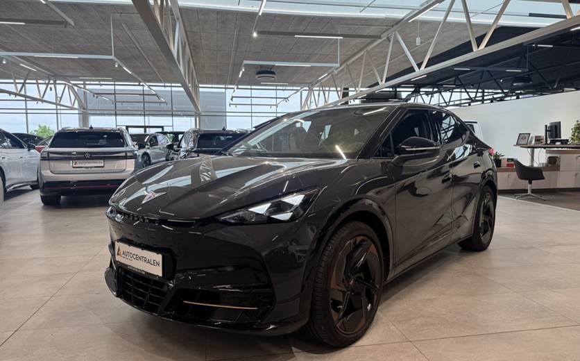 Cupra Tavascan 77 Adrenaline