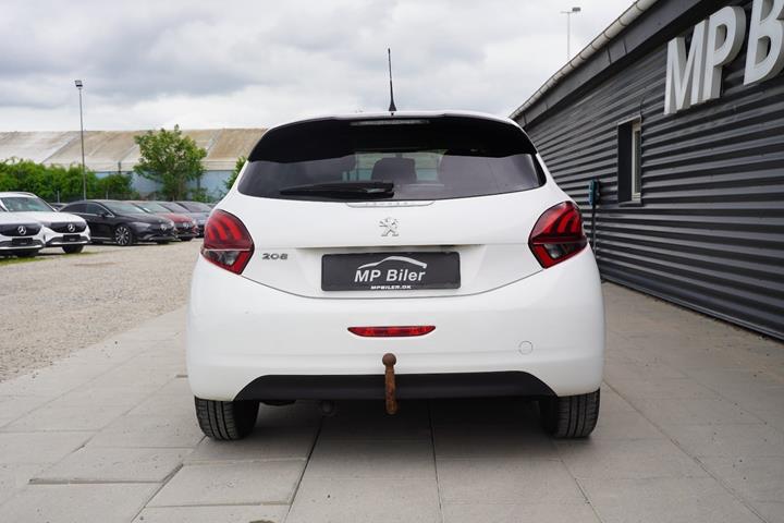 Hvid Peugeot 208 fra 2019