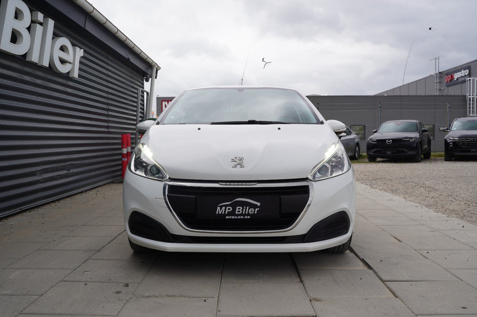 Hvid Peugeot 208 fra 2019
