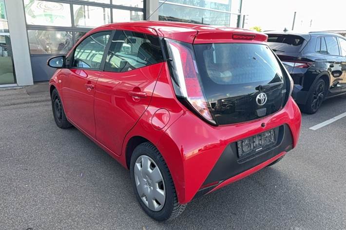 undefined Toyota Aygo fra 2015