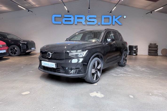 Sort Volvo XC40 fra 2023