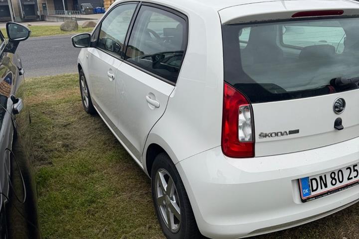 Hvid Skoda Citigo fra 2014