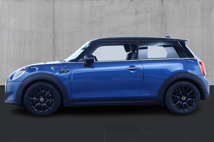 Blå Mini Cooper SE fra 2023