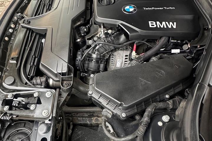 undefined BMW 320d fra 2016