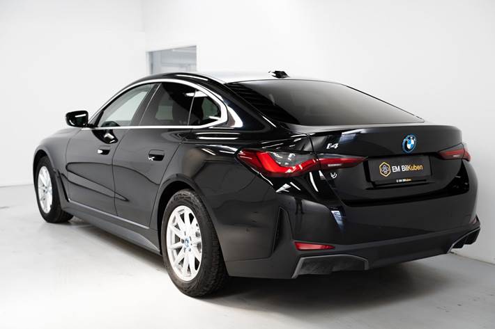 undefined BMW i4 fra 2024