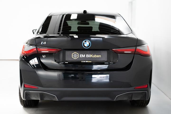 undefined BMW i4 fra 2024