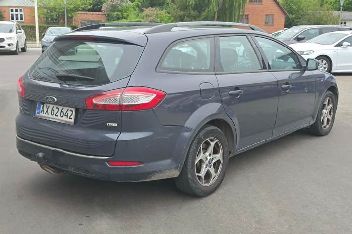 undefined Ford Mondeo fra 2010