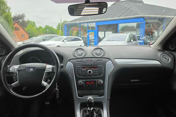 undefined Ford Mondeo fra 2010