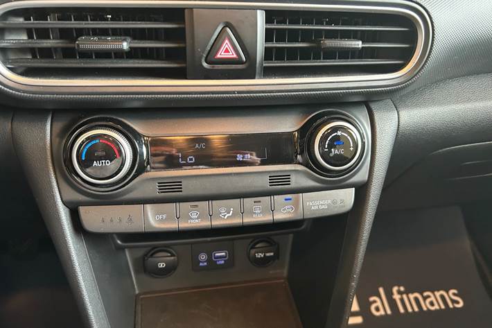 Hvid Hyundai Kona fra 2021