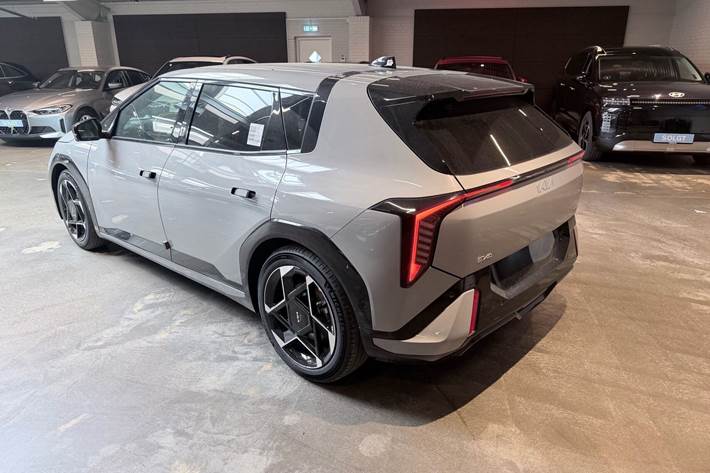 Grå Kia EV4 fra 2026