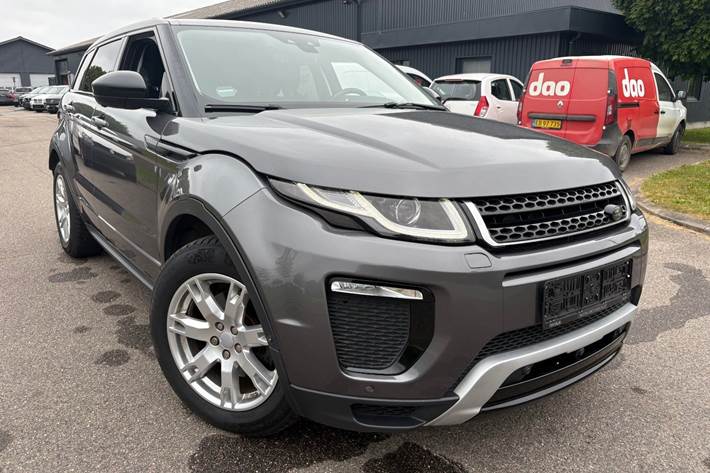 Sort Land Rover Range Rover evoque fra 2017 set udefra