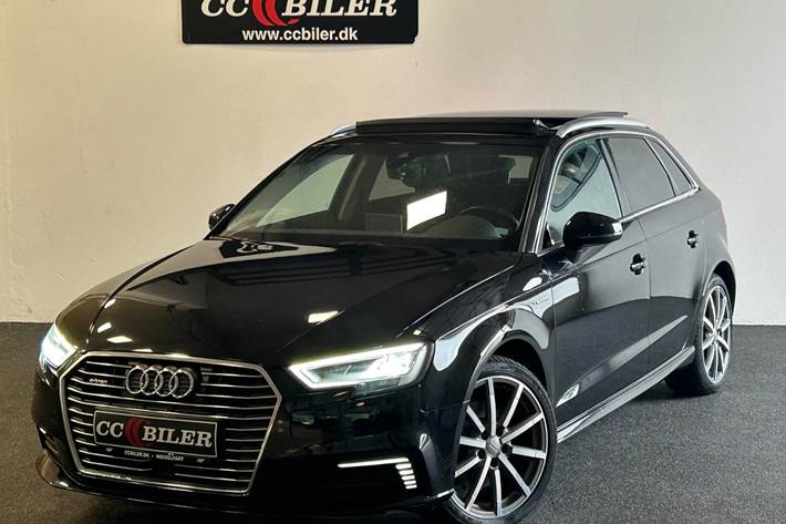 Sort Audi A3 fra 2018 set udefra