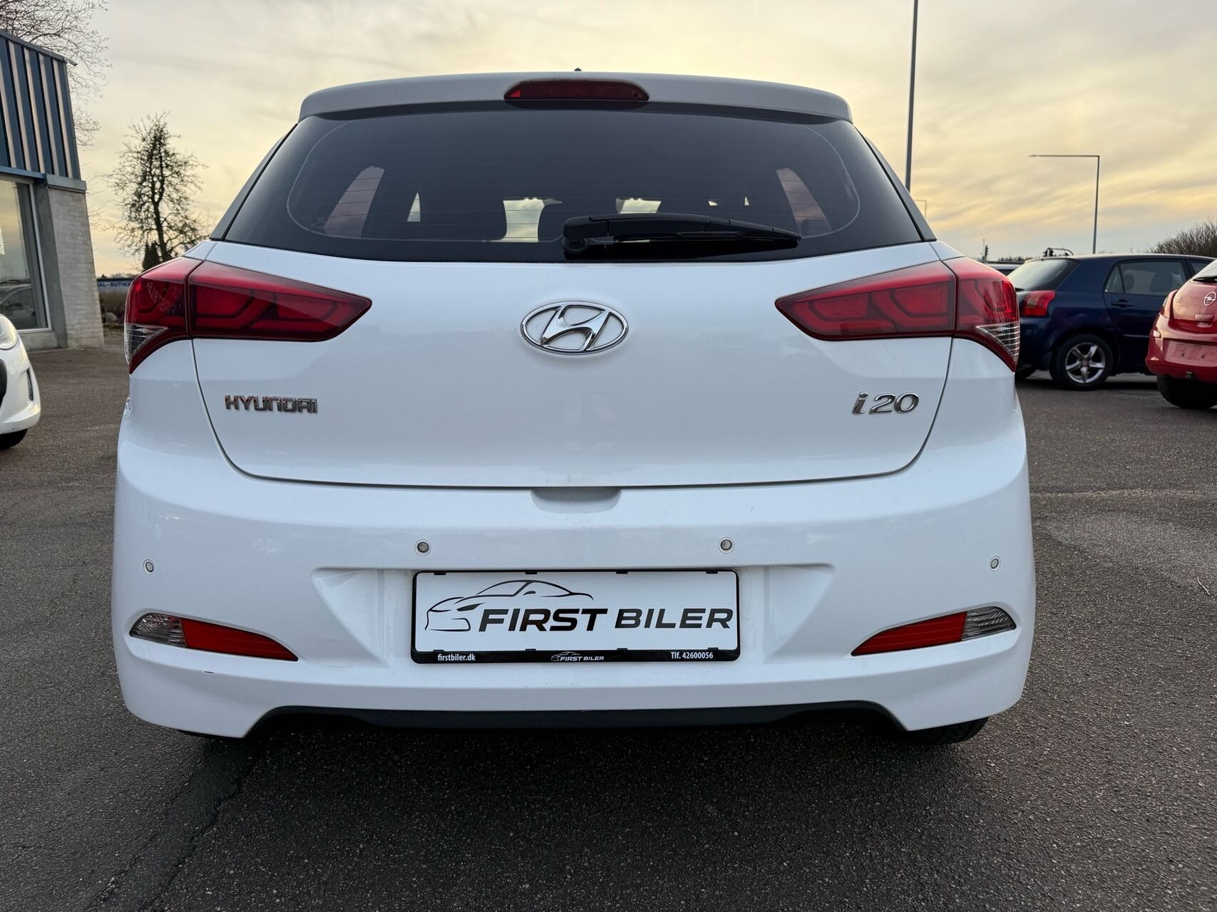 Hvid Hyundai i20 fra 2015