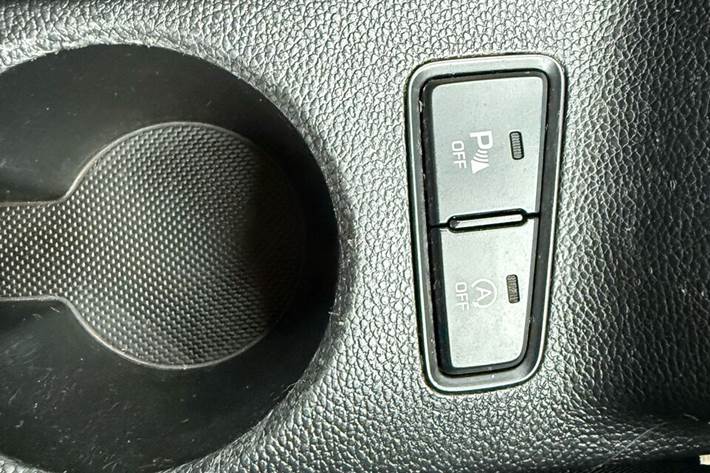 Hvid Hyundai i20 fra 2015