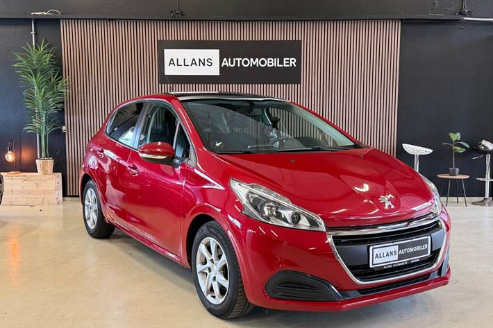 Grå Peugeot 208 fra 2016