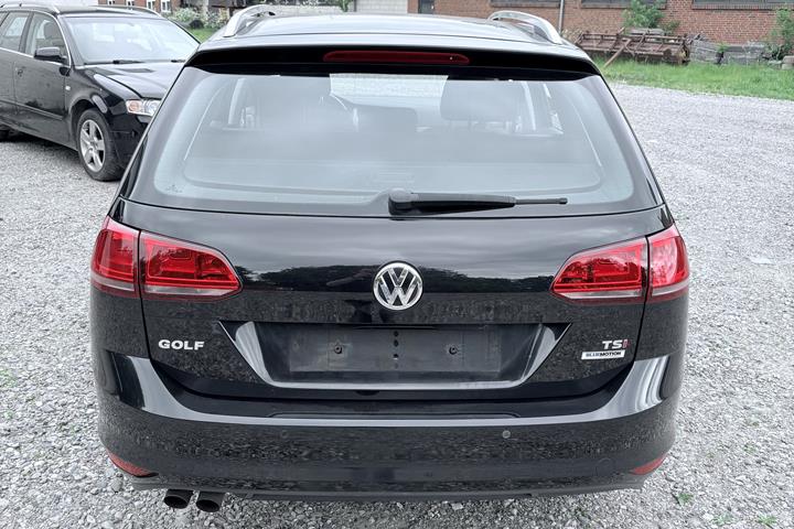 Sort VW Golf VII fra 2014