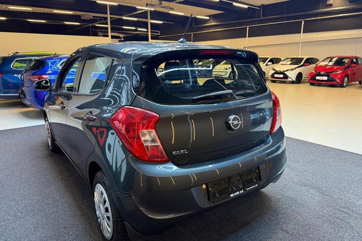 Grå Opel Karl fra 2017