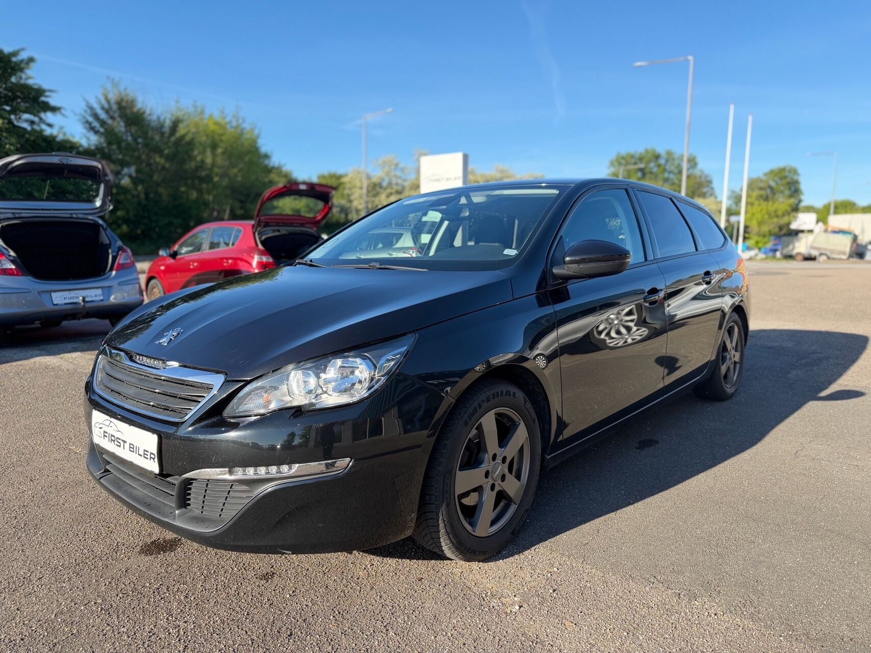 Sort Peugeot 308 fra 2016