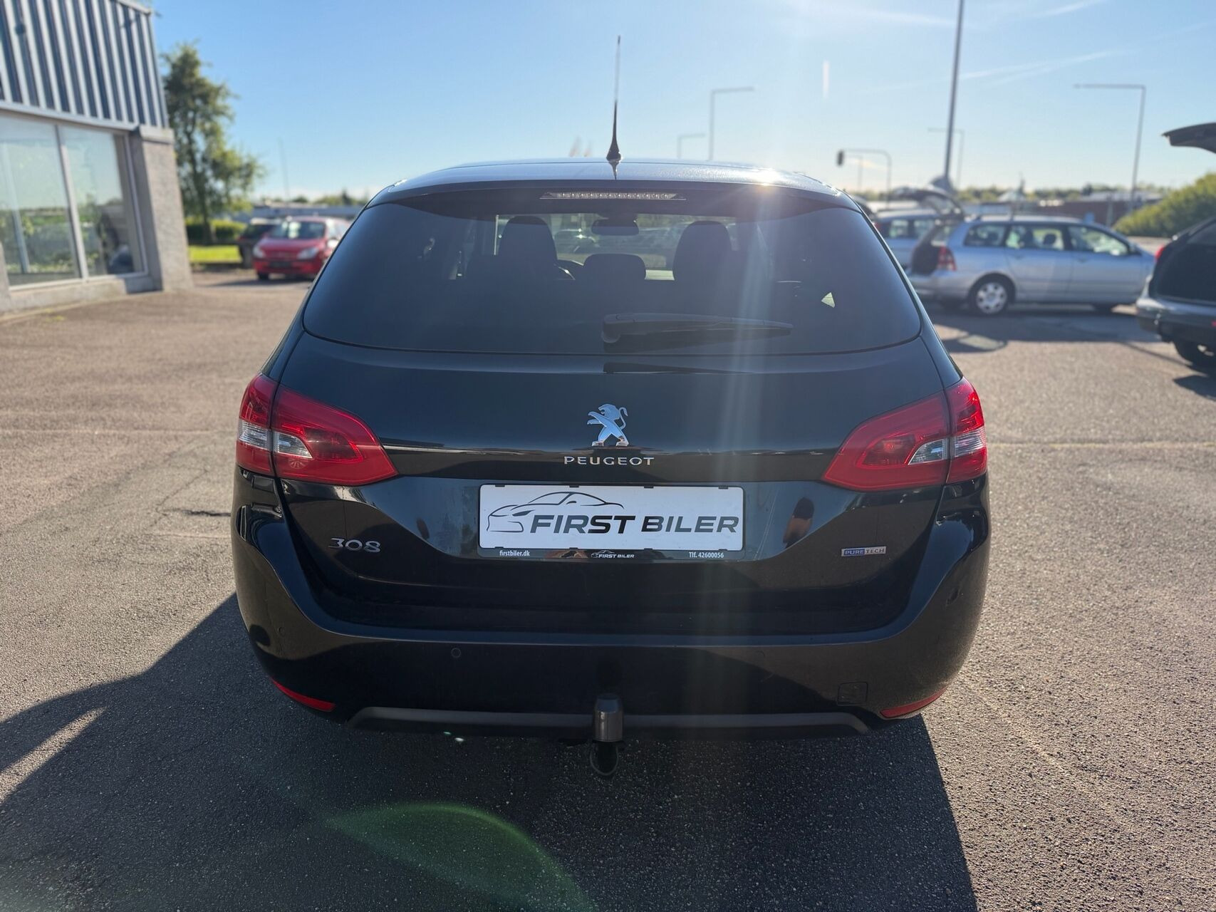 Sort Peugeot 308 fra 2016