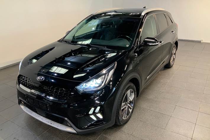 Sort Kia Niro fra 2020 set udefra