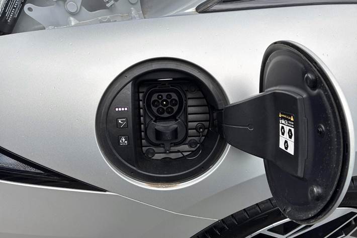 Grå Hyundai Ioniq 6 fra 2024