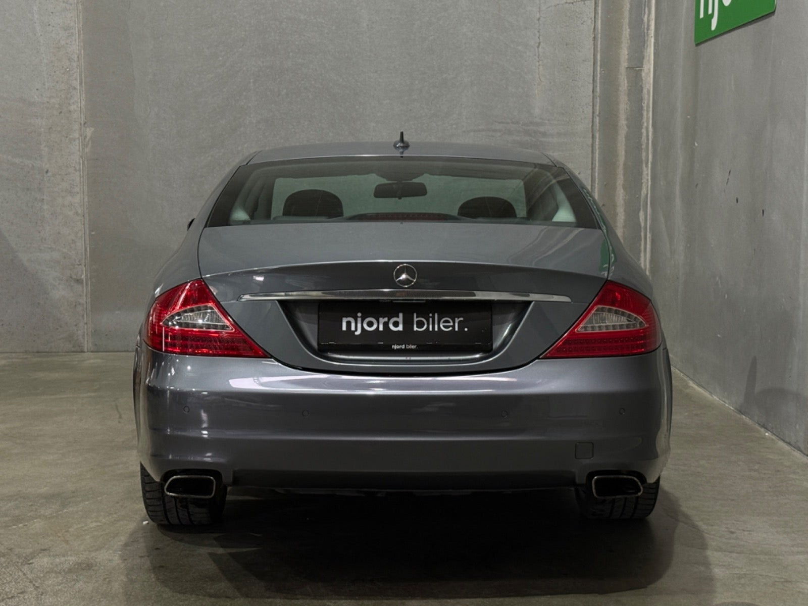 undefined Mercedes CLS320 fra 2008 set udefra