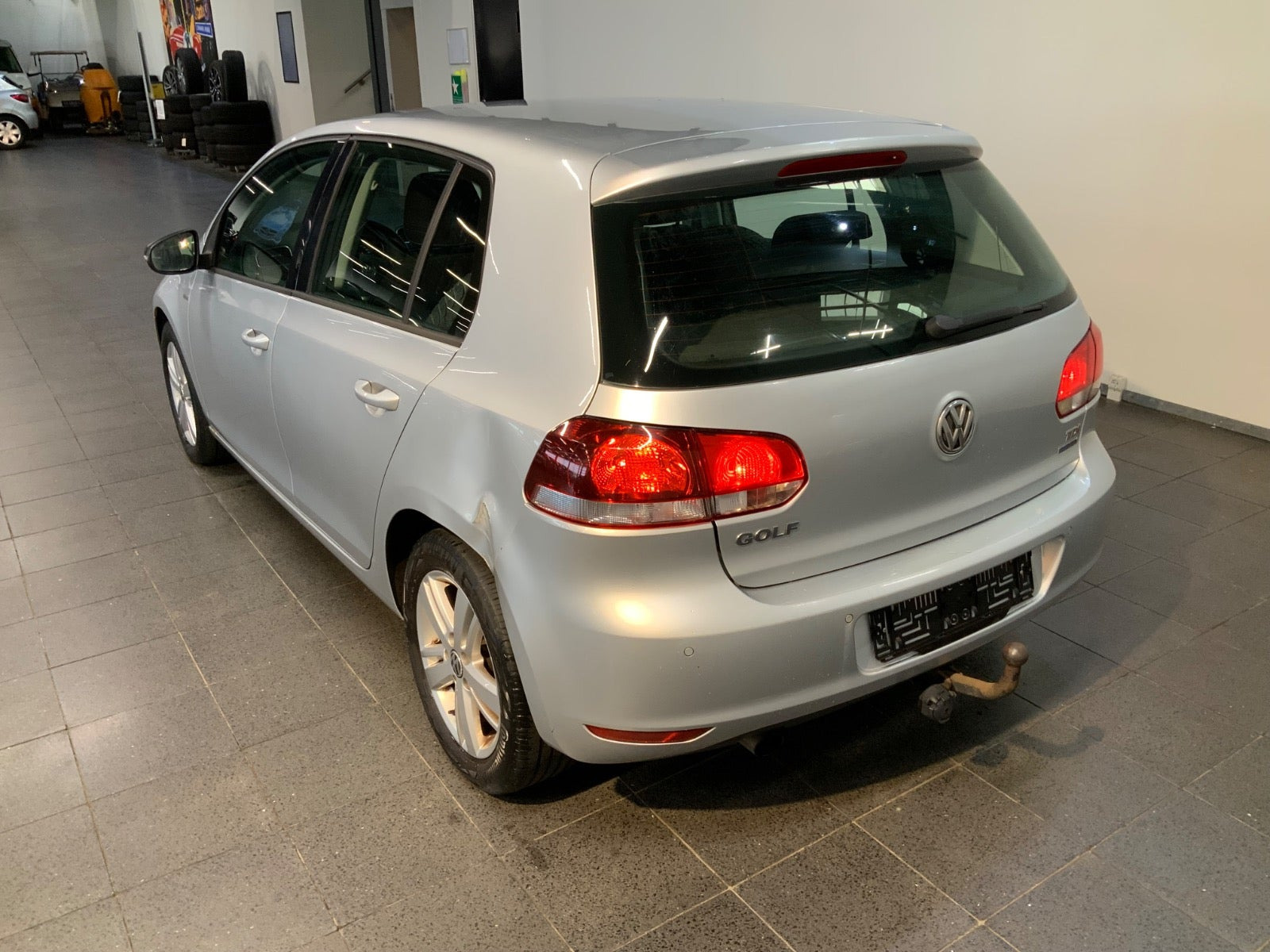 Sølv VW Golf VI fra 2012