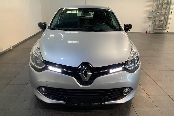 Sølv Renault Clio IV fra 2014