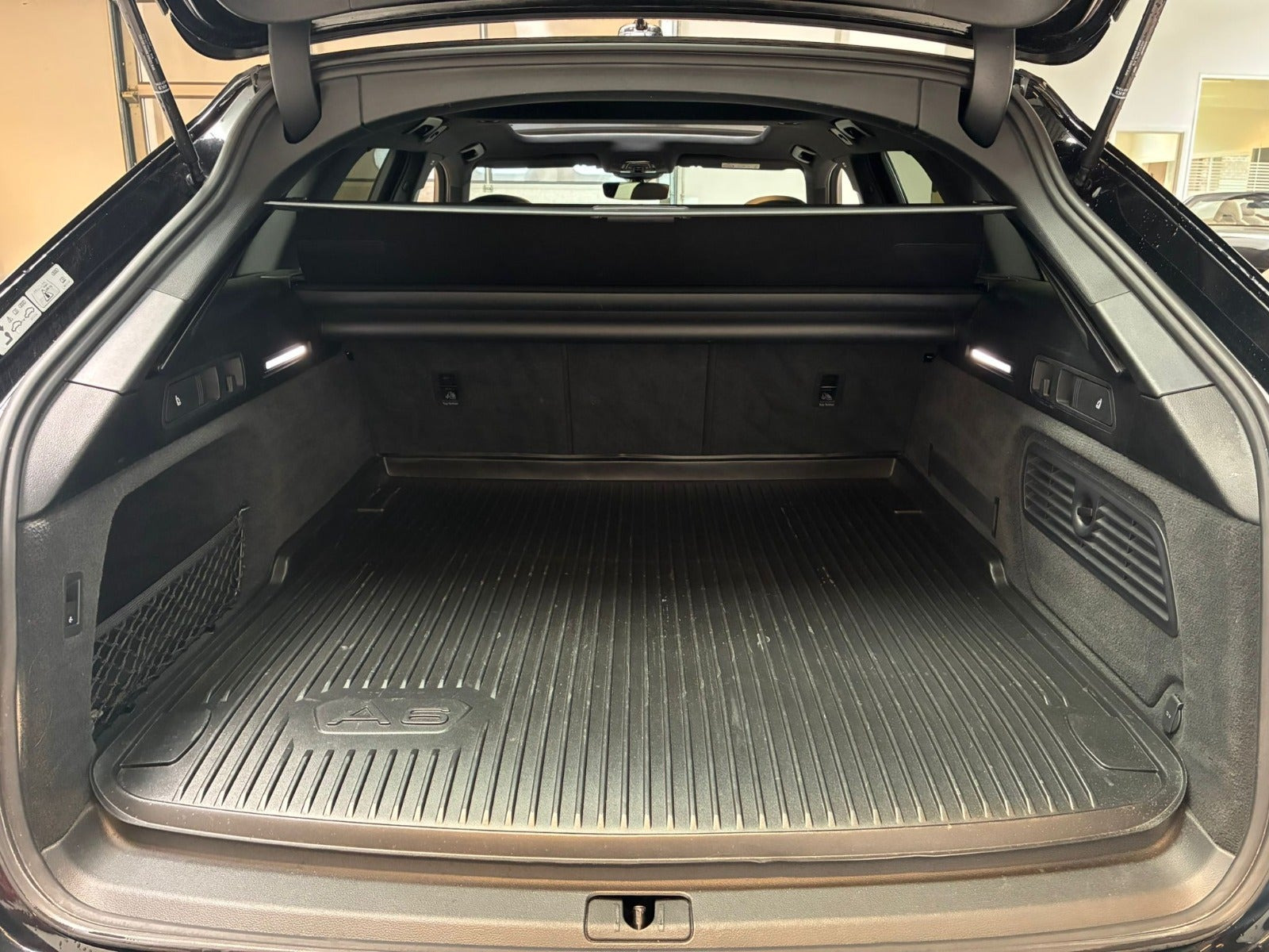 Sort Audi A6 fra 2021