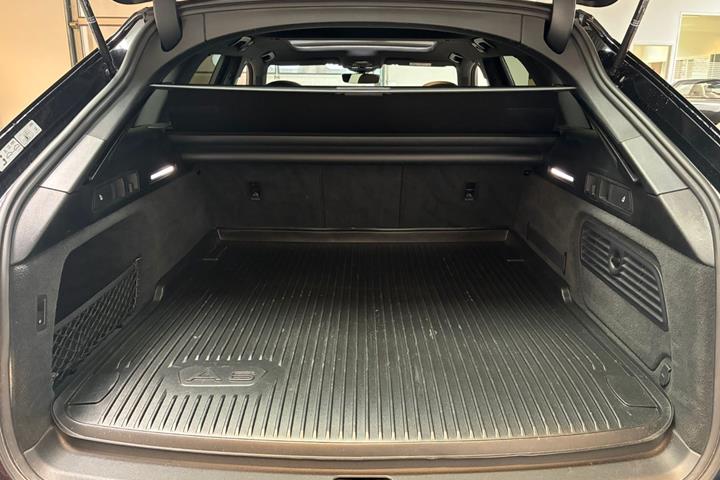 Sort Audi A6 fra 2021