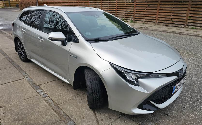 Toyota Corolla 1,8 Hybrid H3 Smart Touring Sports MDS