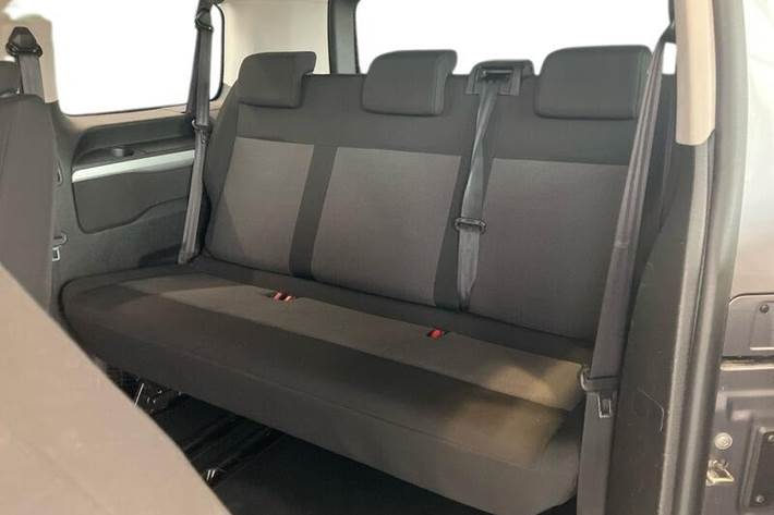 Grå Citroën e-Jumpy fra 2024